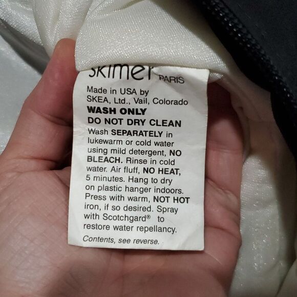 Vintage Skimer Ski Suit With Colorful Stripes - Picture 13 of 15